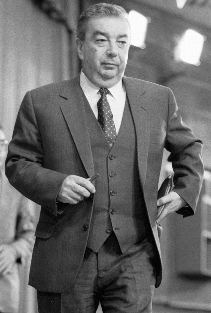 Ievguêni Primakov, primeiro-ministro da Rússia 1998-99