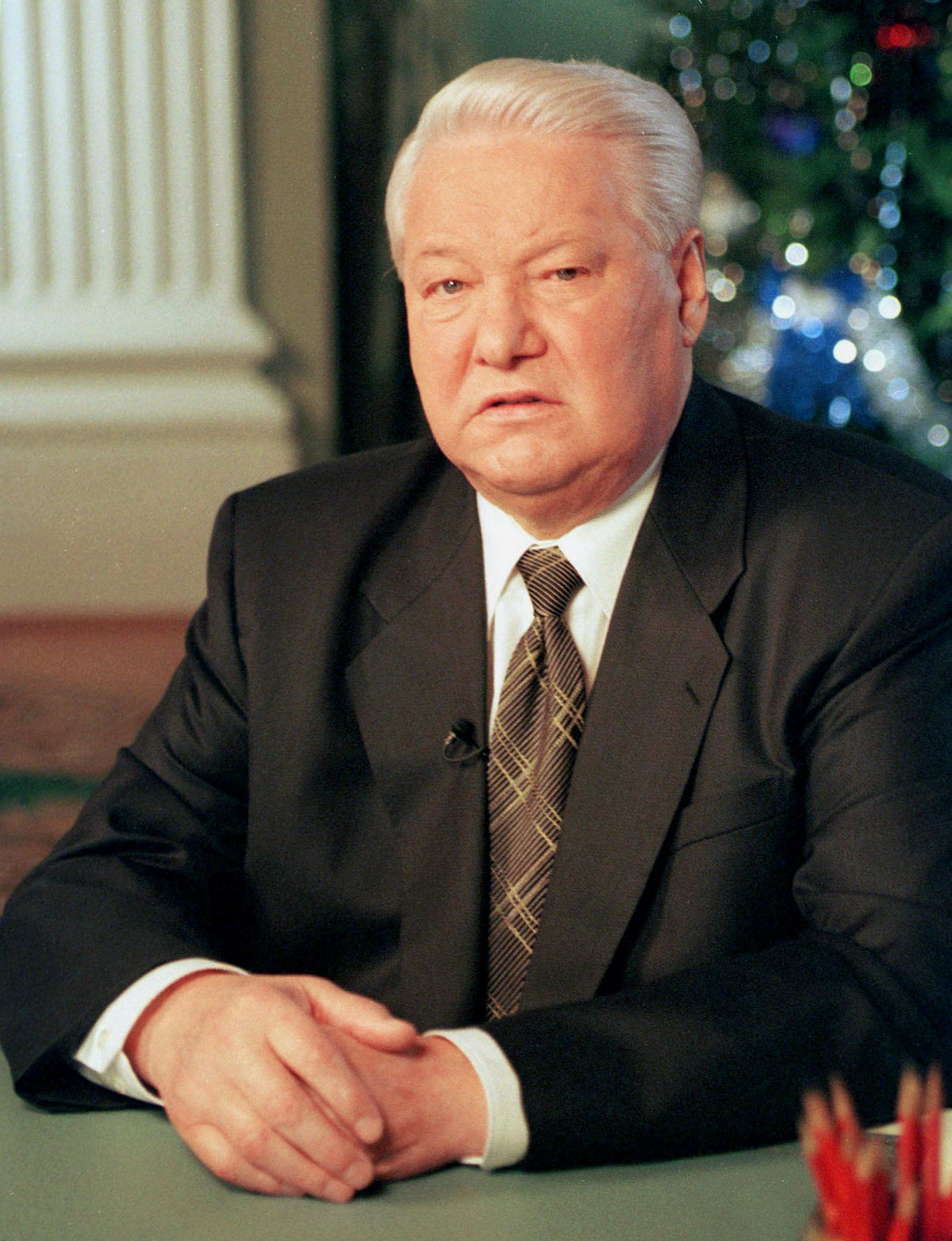 Boris Iéltsin na Praça Vermelha, 9 de maio de 1998